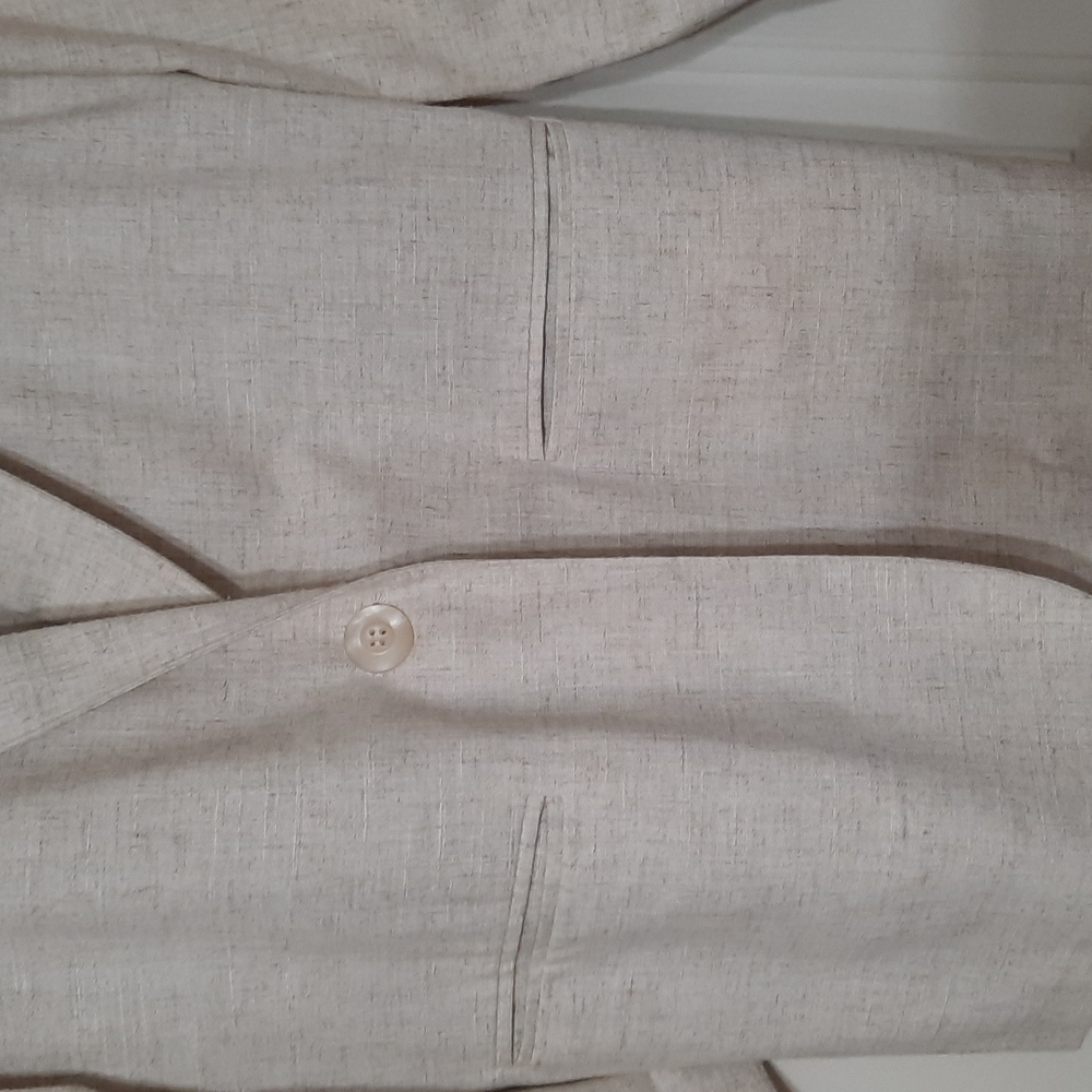 Single button blazer - Picture 2 of 2